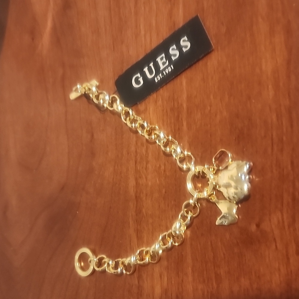 Guess Charm Bracelet -NWT